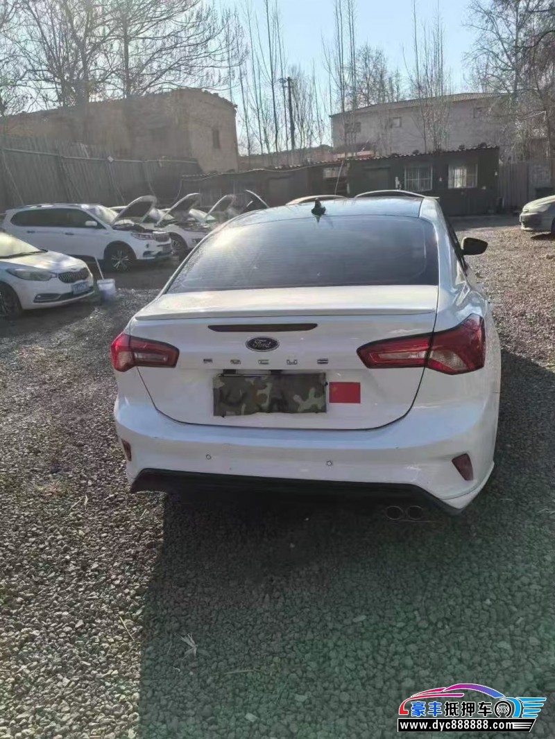 21年福特福睿斯轿车抵押车出售