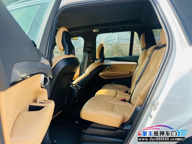 17年沃尔沃XC90轿车抵押车出售
