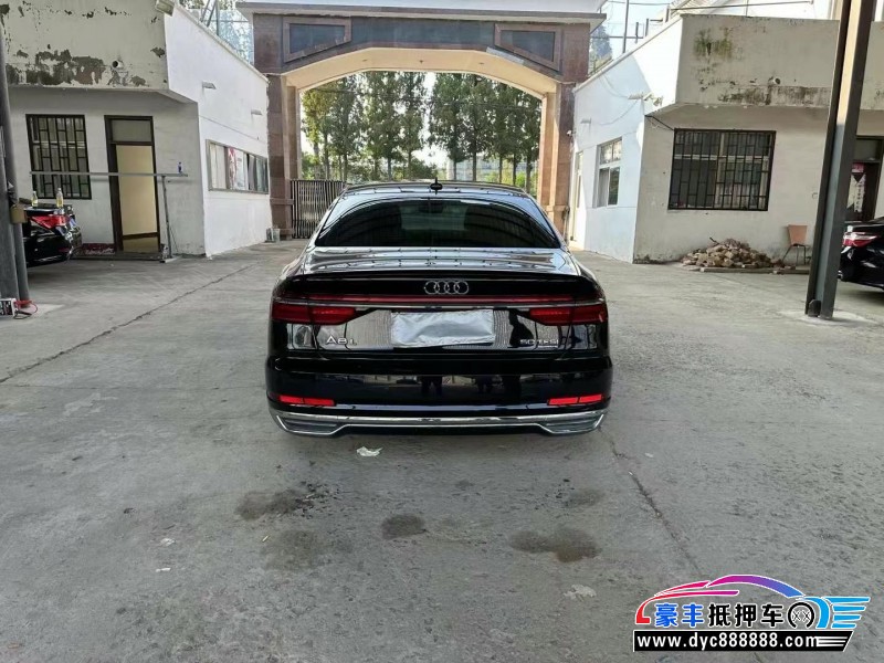 19年奥迪A8L轿车抵押车出售