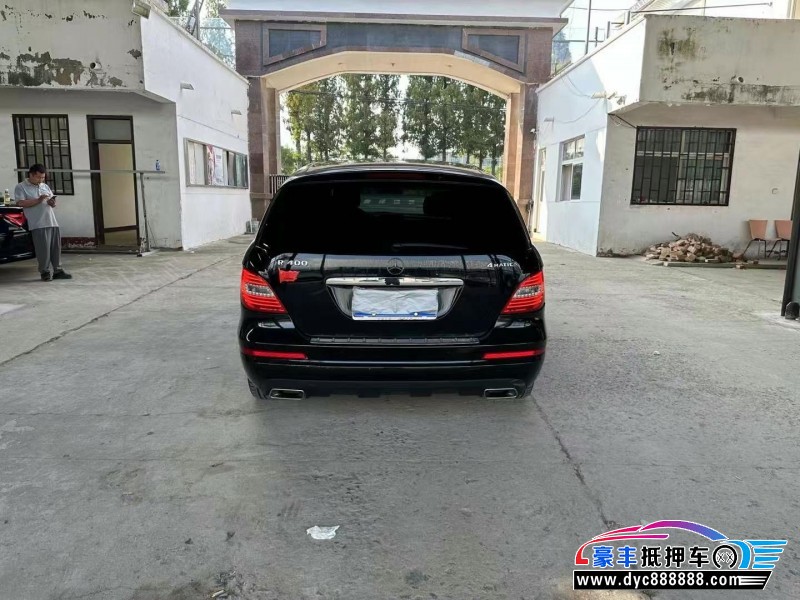 17年奔驰R轿车抵押车出售