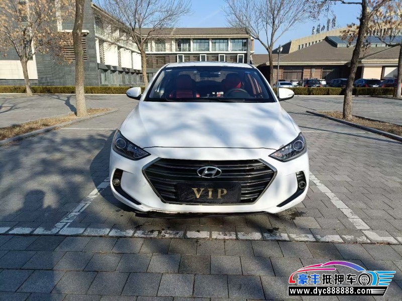 17年现代领动轿车抵押车出售