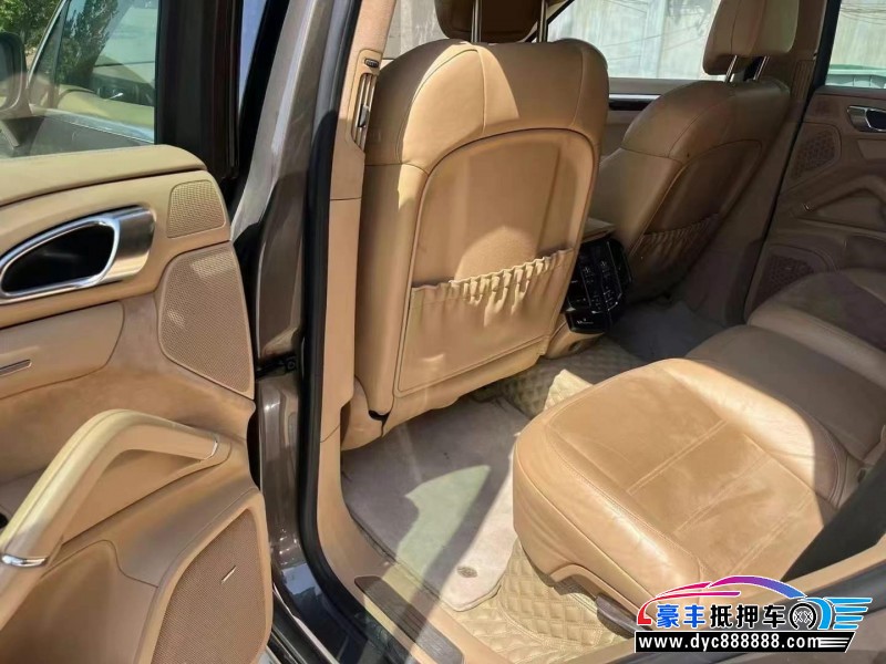 13年保时捷卡宴SUV抵押车出售