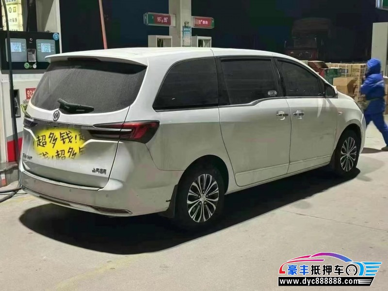 22年别克GL8轿车抵押车出售