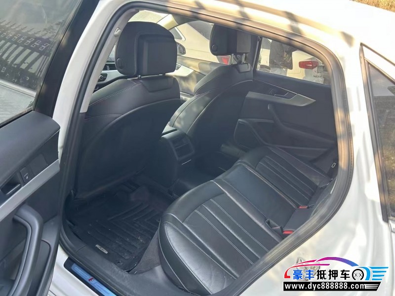 22年奥迪A4L轿车抵押车出售