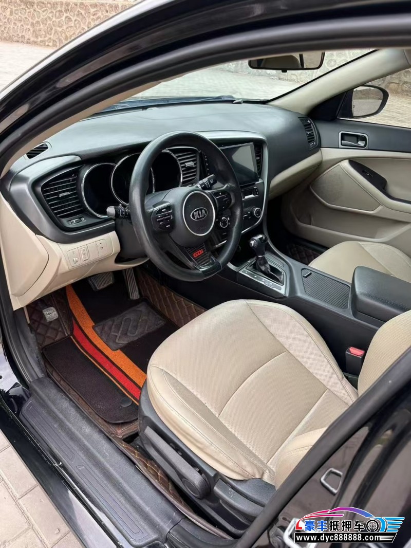 15年起亚K5轿车抵押车出售