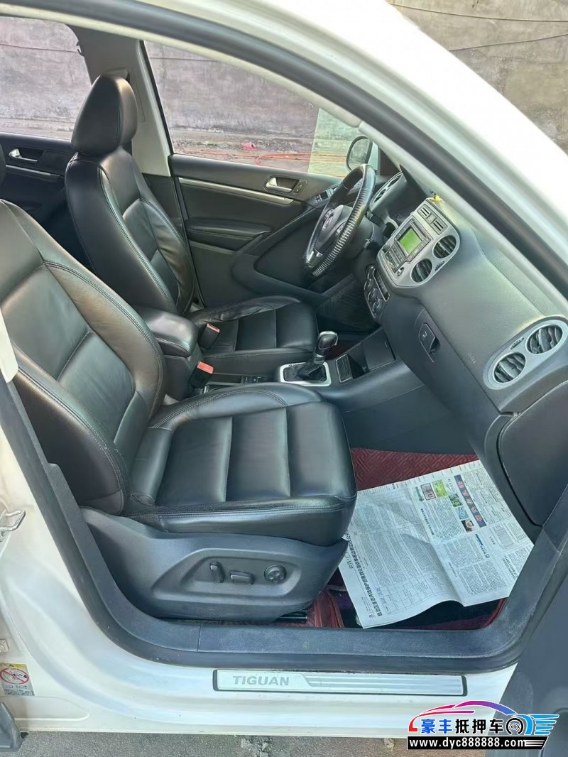 15年大众途观轿车抵押车出售