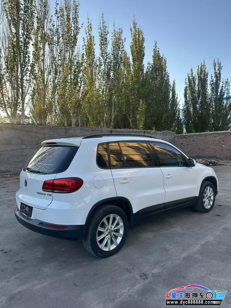 15年大众途观轿车抵押车出售