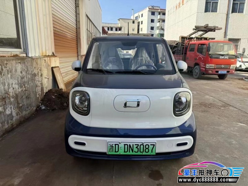 24年奔腾小马轿车抵押车出售