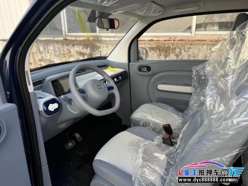 24年奔腾小马轿车抵押车出售