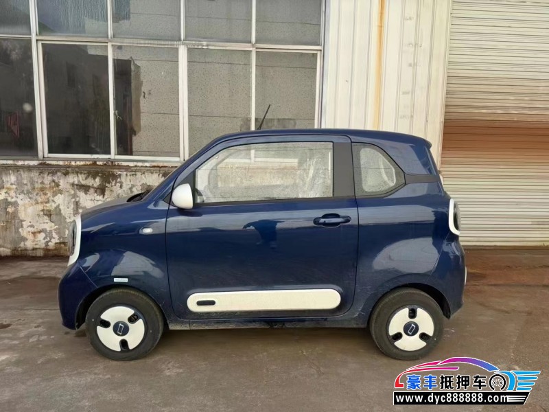 24年奔腾小马轿车抵押车出售