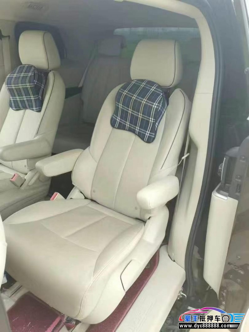 20年别克GL8轿车抵押车出售