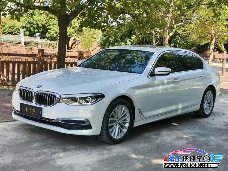 20年宝马5系轿车抵押车出售