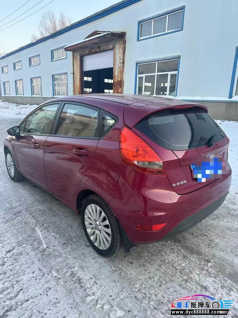 12年福特嘉年华轿车抵押车出售