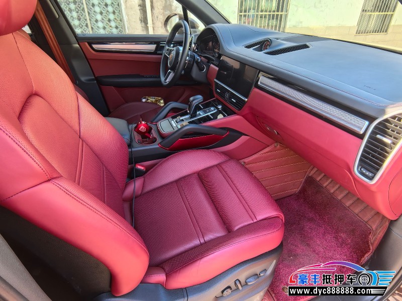 23年保时捷卡宴轿车抵押车出售