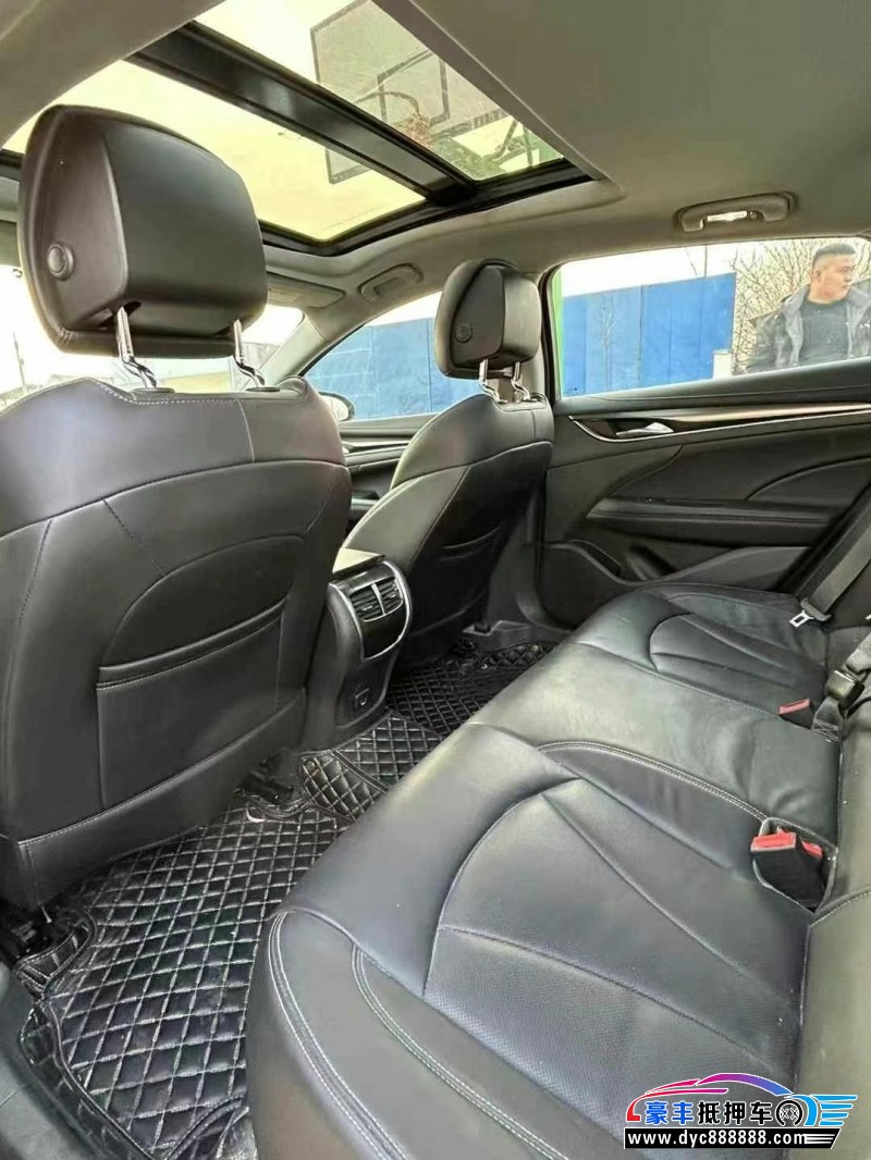 18年别克君越轿车抵押车出售