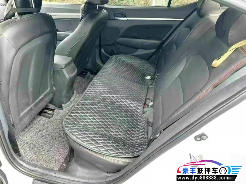 22年现代领动轿车抵押车出售