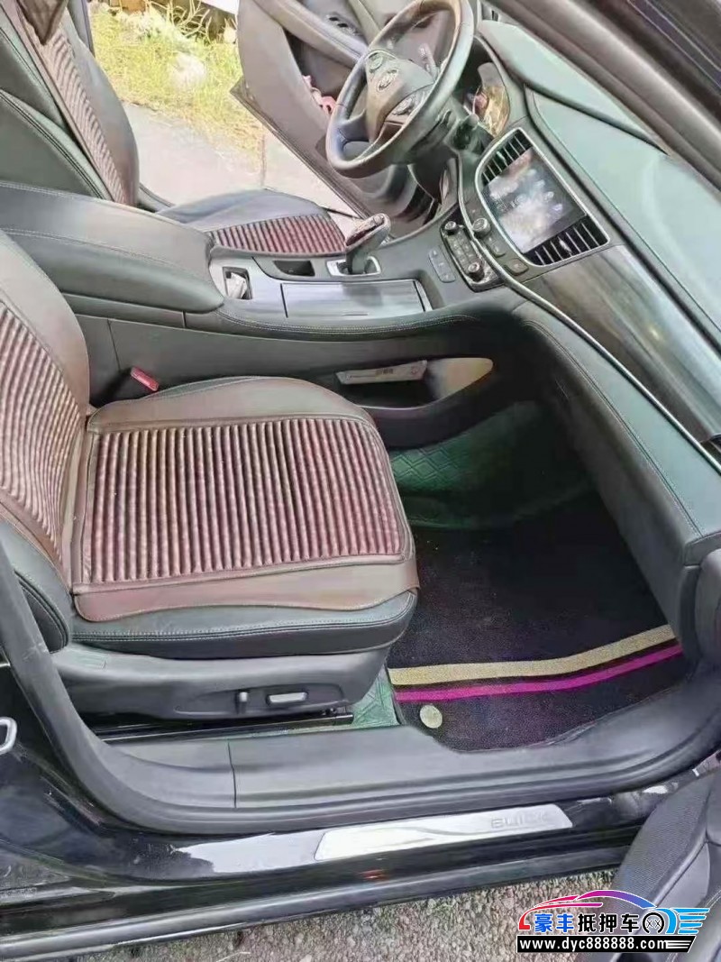 21年别克君越轿车抵押车出售