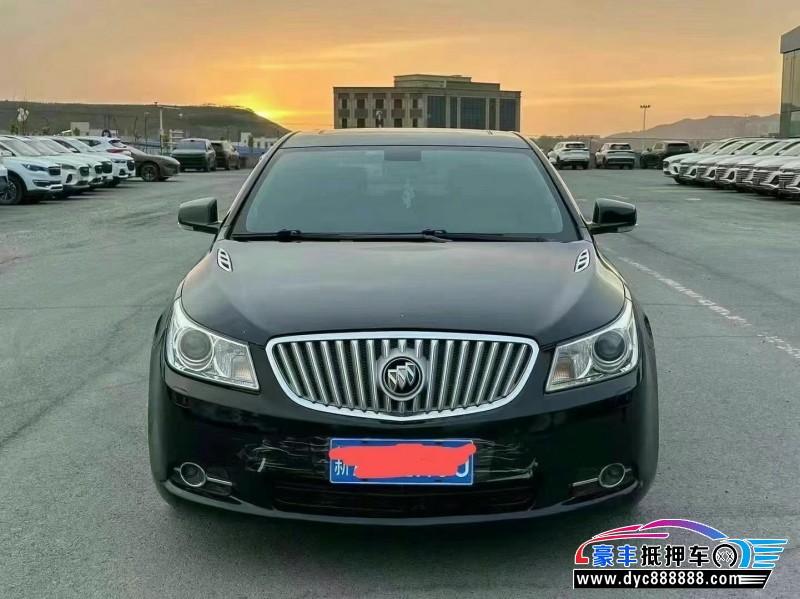 11年别克君越轿车抵押车出售