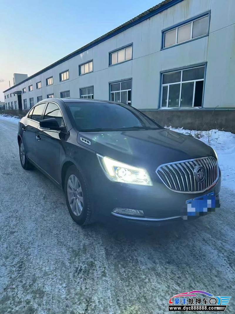 15年别克君越轿车抵押车出售