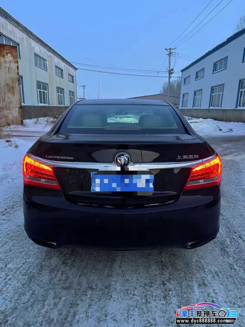 15年别克君越轿车抵押车出售