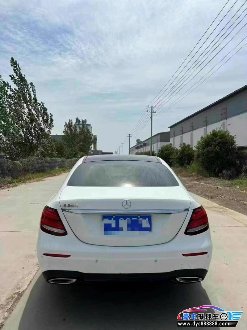 20年奔驰E轿车抵押车出售