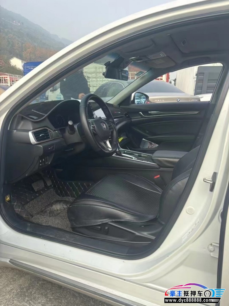 20年本田雅阁轿车抵押车出售