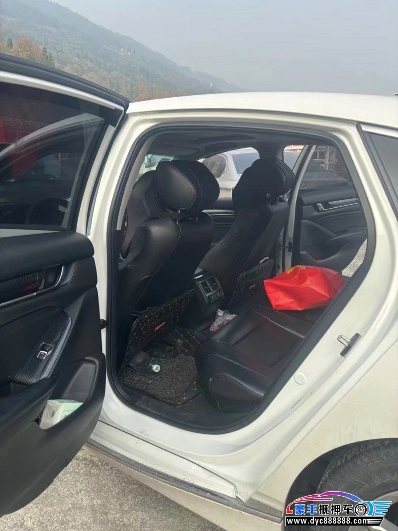 20年本田雅阁轿车抵押车出售