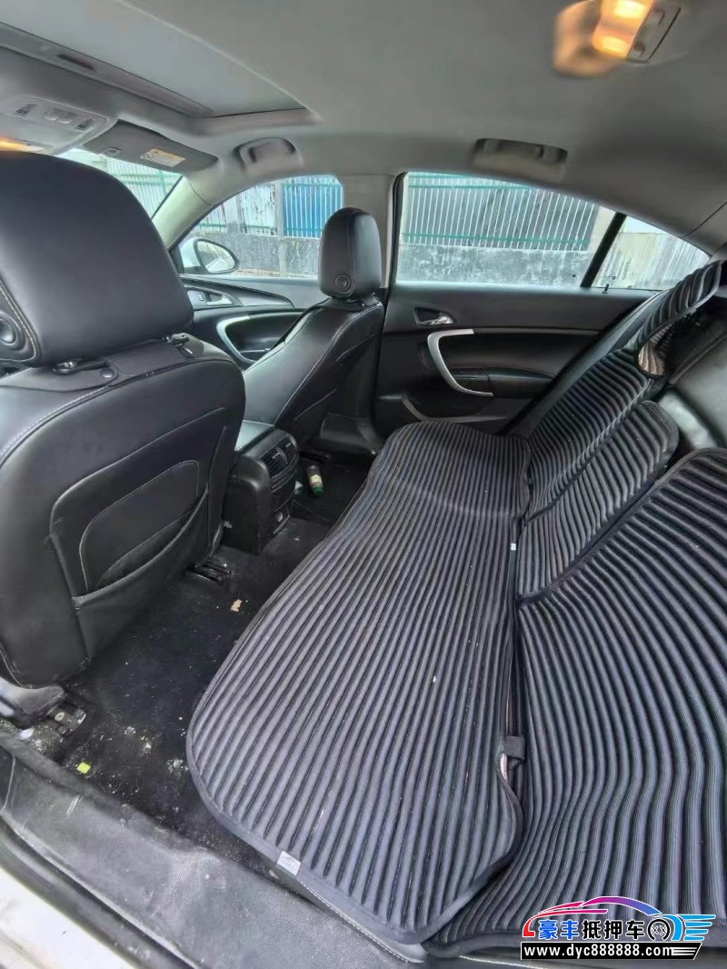 16年别克君威轿车抵押车出售