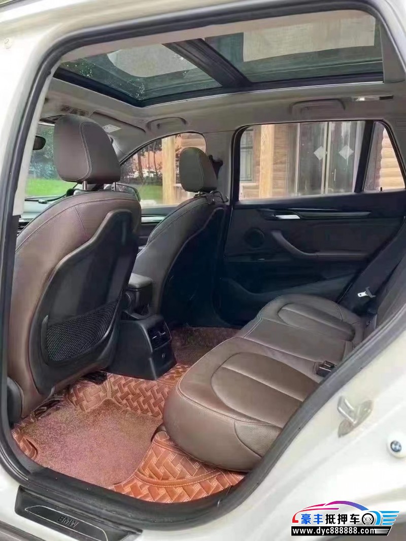 16年宝马X1轿车抵押车出售