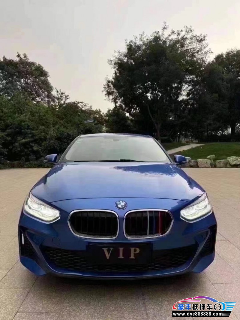 20年宝马1系轿车抵押车出售