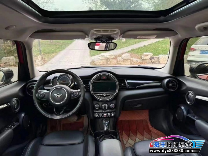 19年宝马MINI轿车抵押车出售