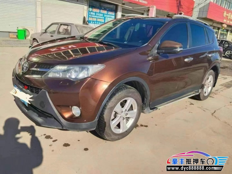 14年丰田RAV4轿车抵押车出售