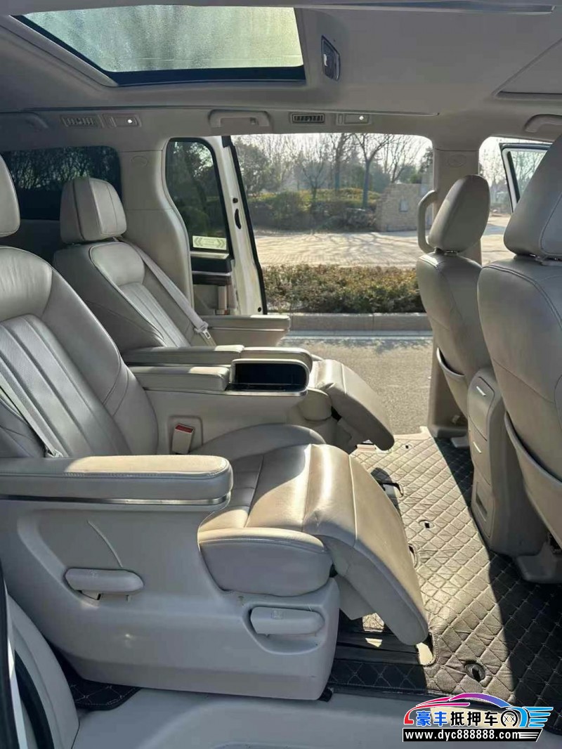 19年传祺M8轿车抵押车出售