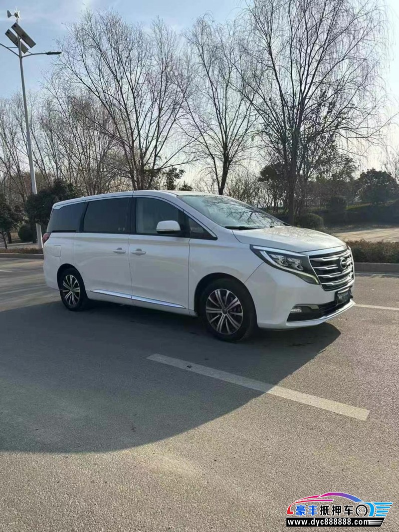 19年传祺M8轿车抵押车出售