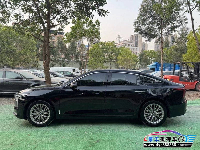 24年奔腾B70轿车抵押车出售