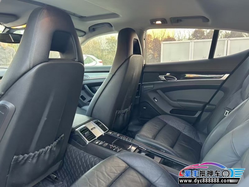 15年保时捷帕纳梅拉轿车抵押车出售