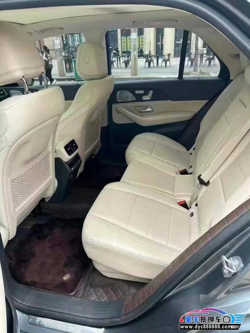 19年奔驰GLE AMG轿车抵押车出售