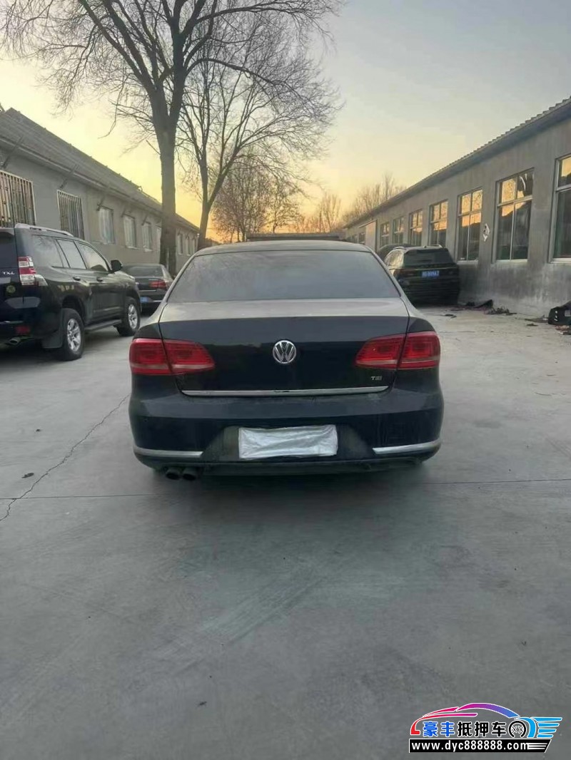 14年大众迈腾轿车抵押车出售