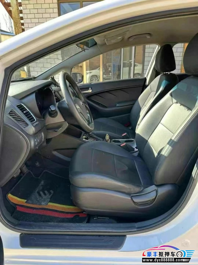 19年起亚K3轿车抵押车出售