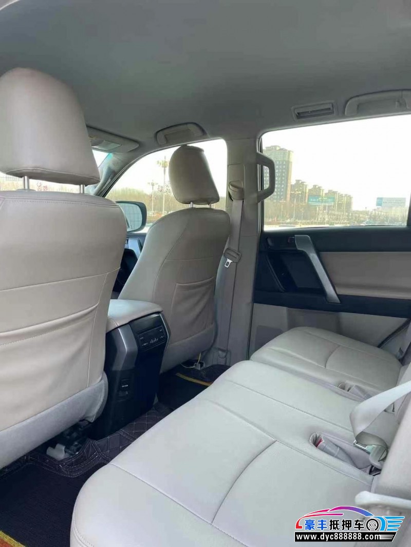 14年丰田普拉多（霸道）轿车抵押车出售