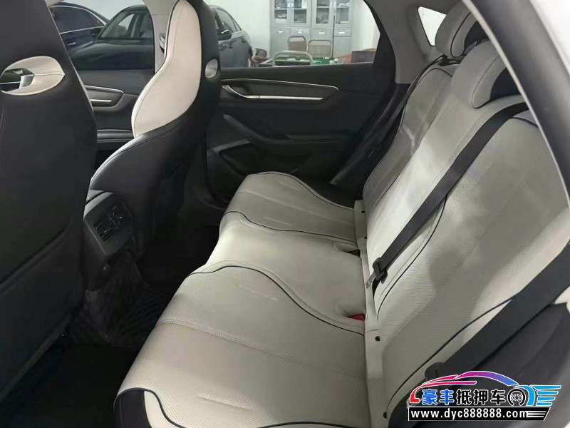 24年比亚迪驱逐舰轿车抵押车出售