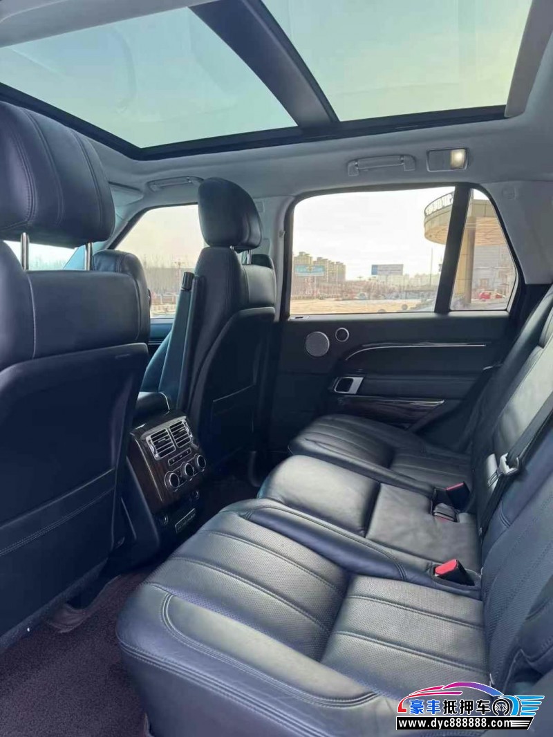 18年路虎揽胜行政轿车抵押车出售