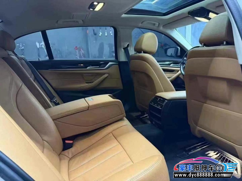 18年宝马5系轿车抵押车出售