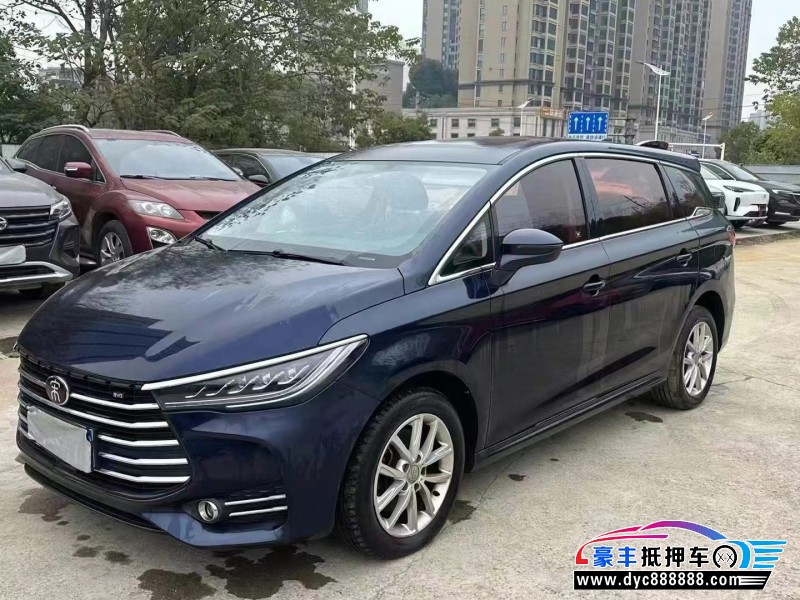 19年比亚迪宋轿车抵押车出售