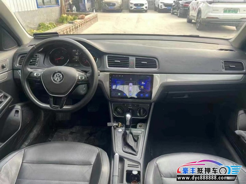 17年大众朗逸轿车抵押车出售