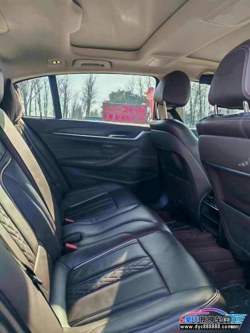 20年宝马5系轿车抵押车出售