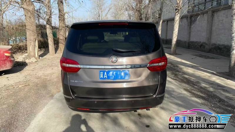 18年别克GL8轿车抵押车出售