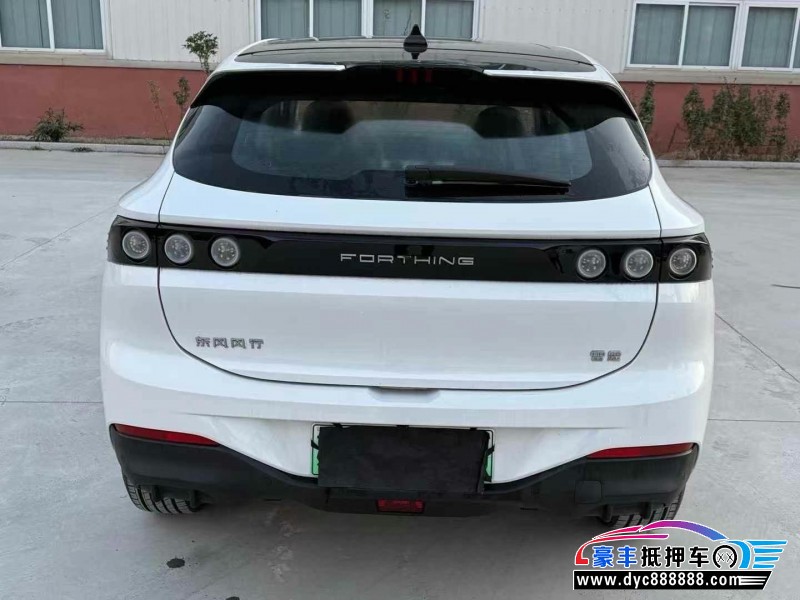 24年东风雷霆轿车抵押车出售