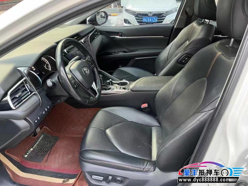 20年丰田凯美瑞轿车抵押车出售