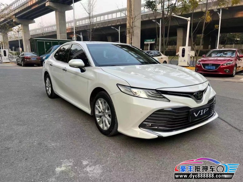 20年丰田凯美瑞轿车抵押车出售